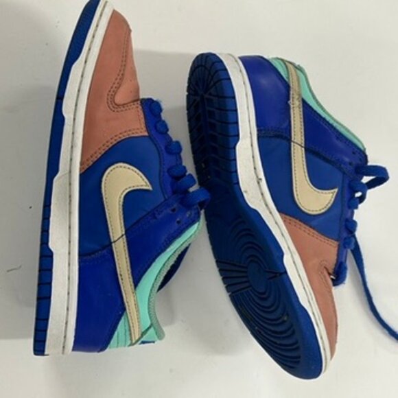 Nike Dunk Low SE GS “Salmon Toe”- Hyper Royal / Emerald Rise / Red Stardust 4Y - Picture 3 of 10